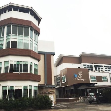Hotel Le Lerts Living Khon Kaen Extérieur photo