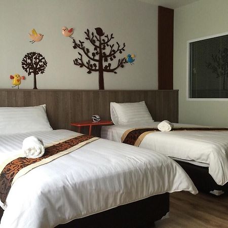Hotel Le Lerts Living Khon Kaen Extérieur photo
