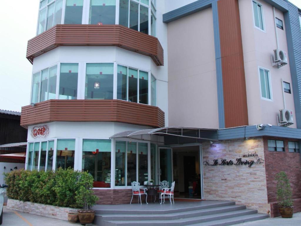 Hotel Le Lerts Living Khon Kaen Extérieur photo