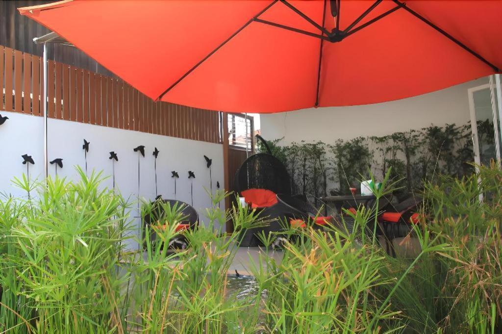 Hotel Le Lerts Living Khon Kaen Extérieur photo