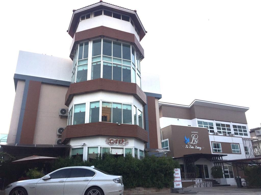 Hotel Le Lerts Living Khon Kaen Extérieur photo