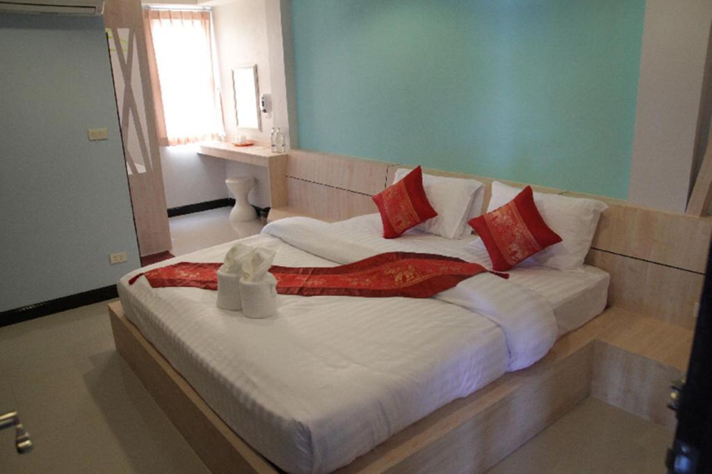 Hotel Le Lerts Living Khon Kaen Extérieur photo